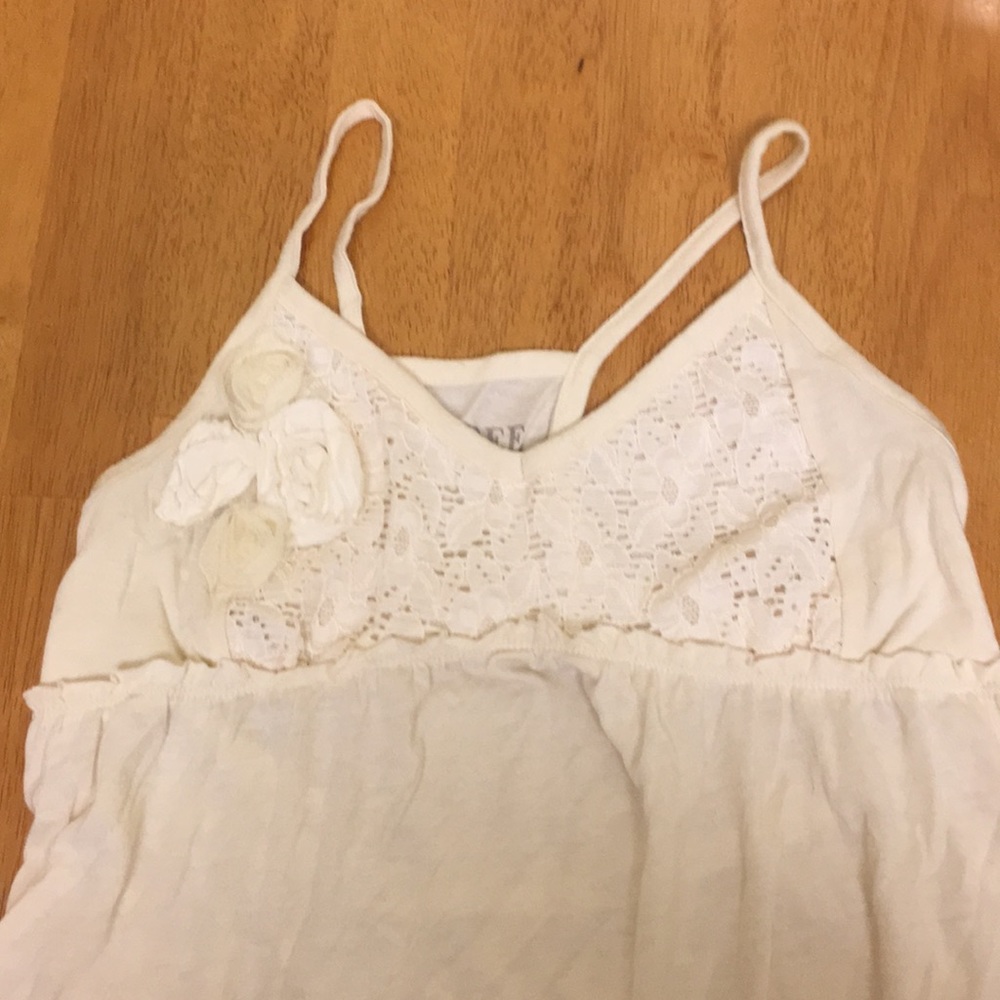 Beautiful ivory tank with lovely lace detailing